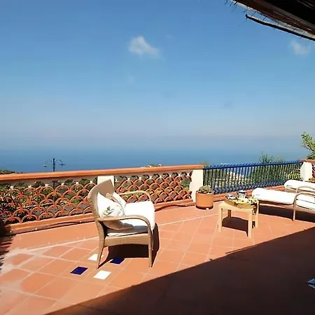 Сasa de vacaciones Il Gelsomino